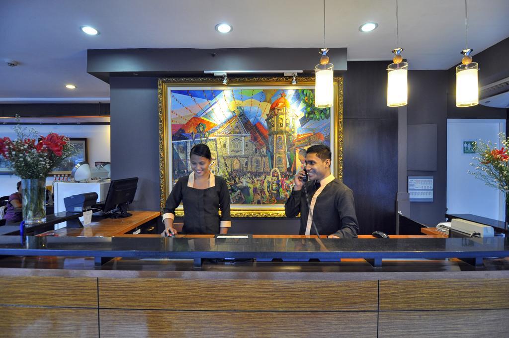 M Citi Suites Cebu Exteriör bild