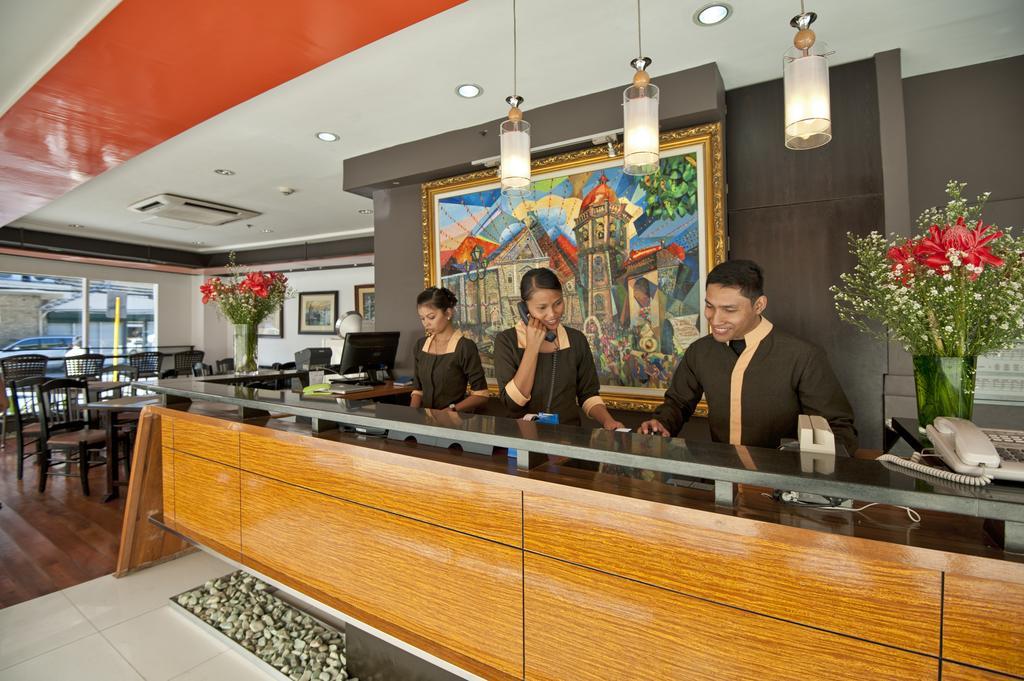 M Citi Suites Cebu Exteriör bild
