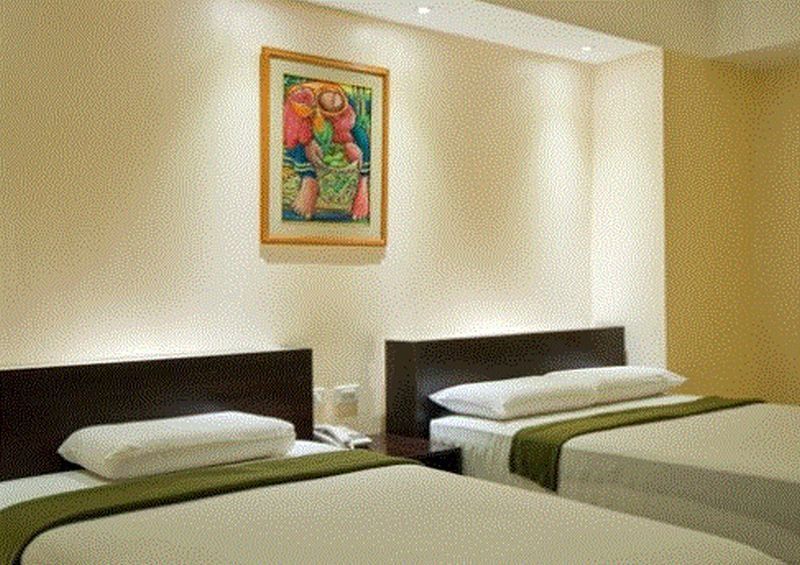 M Citi Suites Cebu Exteriör bild